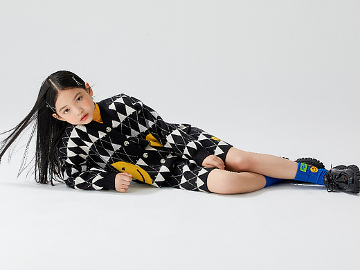 小孩子也可以酷酷的啊~  儿童摄影