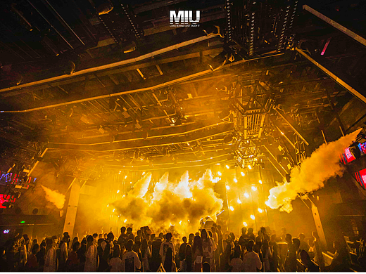 南通MIU CLUB（个人主页-ZNTk1NDMxNjQ=） - 时尚/艺术摄影 - 站酷设计师失联的空号原创素材 - 站酷ZCOOL