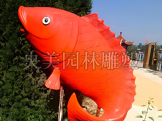 不锈钢鲤鱼雕塑展现独特的文化内涵
