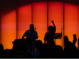 鲸生万物 │ 客流3W+,乌鲁木齐的这个夜市爆了!