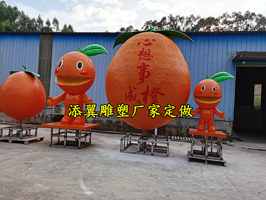 玻璃钢橙子景观雕塑展现水果园生态美、村庄美、人文美