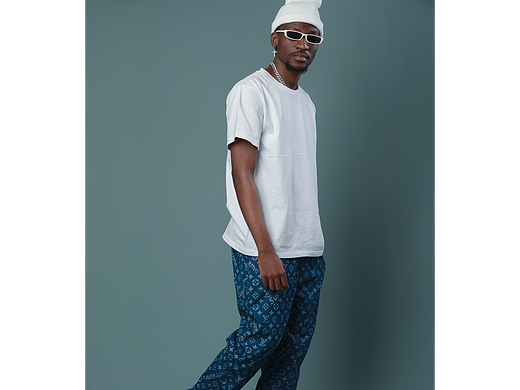 0107（個人主頁-ZNjg0NDk3NDA=） - 修圖/后期 - 站酷設計師夢芯之鎮(zhèn)原創(chuàng)素材 - 站酷ZCOOL