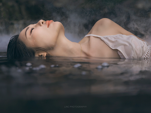 流水无情