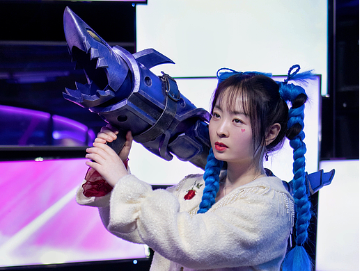 站著別動(dòng)，我在努力朝你開槍!（個(gè)人主頁-ZNjE0NzI2MjQ=） - 人像攝影 - 站酷設(shè)計(jì)師檀香姑娘原創(chuàng)素材 - 站酷ZCOOL