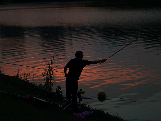 河岸（个人主页-ZNjEzNTc0Njg=） - 风光摄影 - 站酷设计师燕燕鹅原创素材 - 站酷ZCOOL