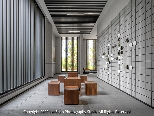 以美育塑造生活| 横店·南江悦架空层