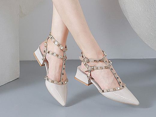 羅馬風(fēng)涼鞋-詳情頁（個人主頁-ZNjU1MjA1MDA=） - 電商 - 站酷設(shè)計師YE200原創(chuàng)素材 - 站酷ZCOOL