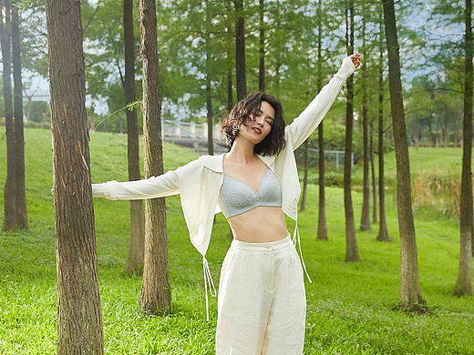 制片｜伊维斯#放松一下，就很美