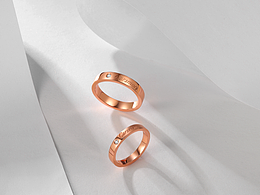 简约风戒指场景图@卡诗蔓珠宝