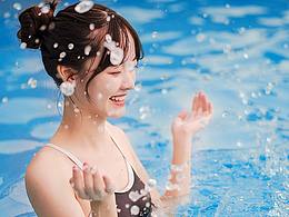 泳装元气少女