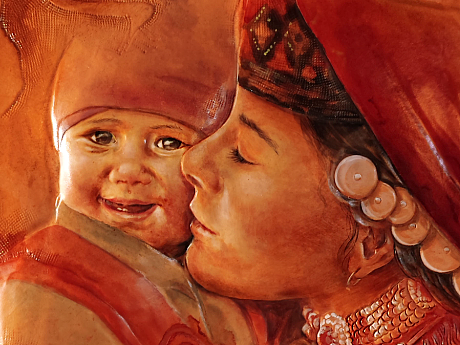 牛皮雕刻作品《母亲》系列之贰