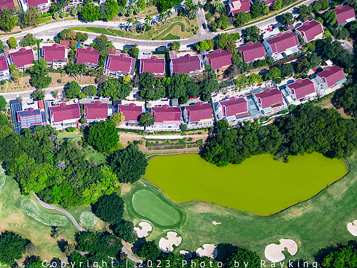 城市绿洲——俯瞰深圳高尔夫