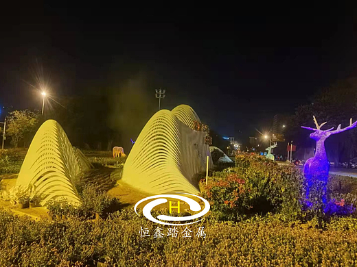 不锈钢假山雕塑 景观不锈钢山型雕塑铸就城市艺术之魂