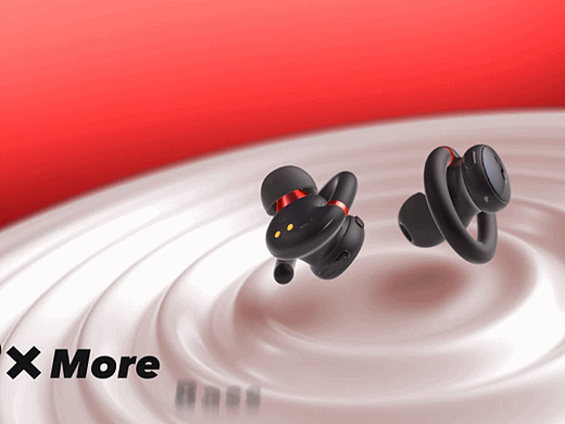 运动耳机三维视频