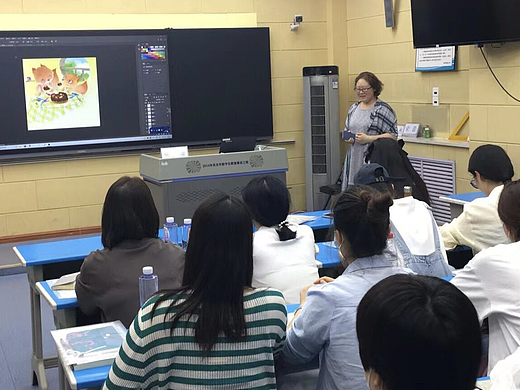 受 宁夏教委邀约，与一线幼儿园园长和老师一起，沟通交流为幼儿园课程创作的作品