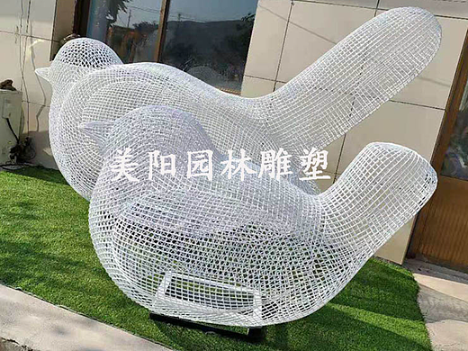 不锈钢雕塑钢丝编织镂空小鸟布谷鸟雕塑镂空雕塑厂家