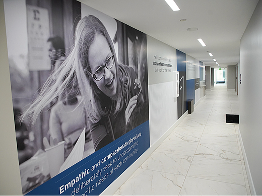 导视系统设计   KansasCOM医学院