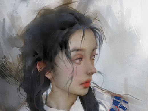 侧面黑发少女