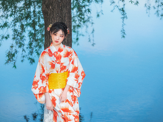 近水绿岸