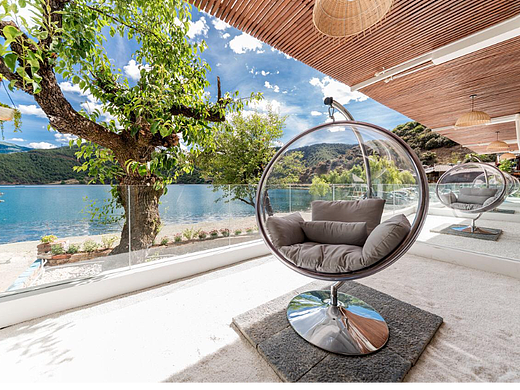 【泸沽湖心悦·雅集湖畔山舍度假酒店设计】/六器设计