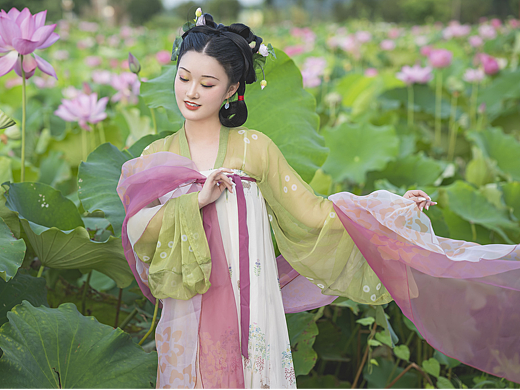 一殊-妍华（个人主页-ZNjEzNjQ4MDA=） - 人像摄影 - 站酷设计师鲤镜原创素材 - 站酷ZCOOL