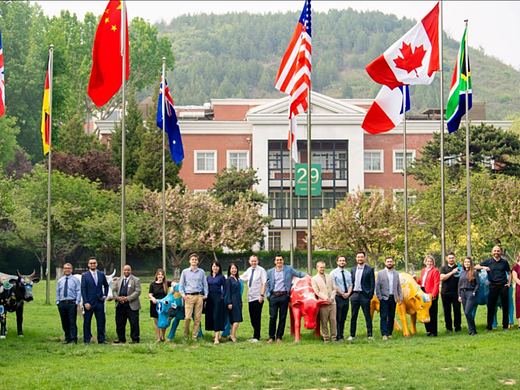 汇佳学校深耕差异化精准教育 造就全面发展的时代新人（个人主页-ZMTM5ODU4NA==） - 其他 - 站酷设计师运营知识圈原创素材 - 站酷ZCOOL