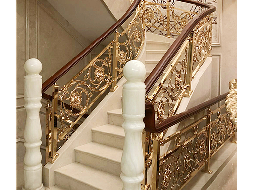 奢华典雅的铝雕花楼梯护栏 这都是人们都羡慕的楼梯 