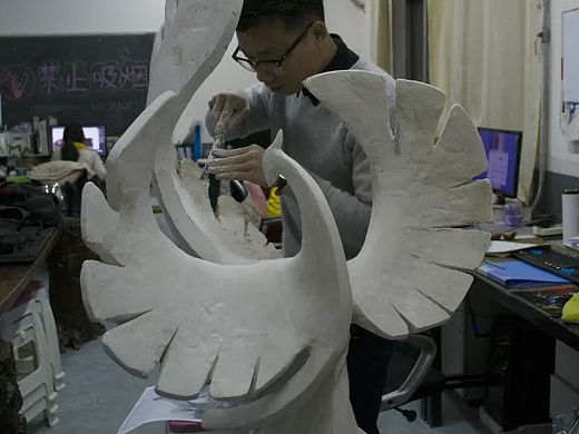 Phoenix展翅雕塑——2016