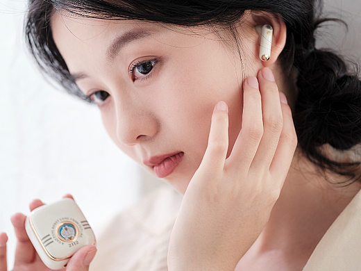 随手拍丨哆啦A梦蓝牙耳机