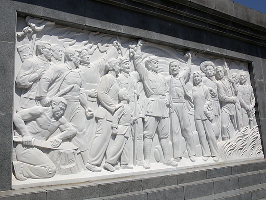 工农革命浮雕设计