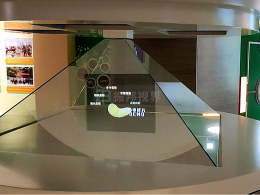 制作全息柜展示内容时，哪些因素会导致费用上升？