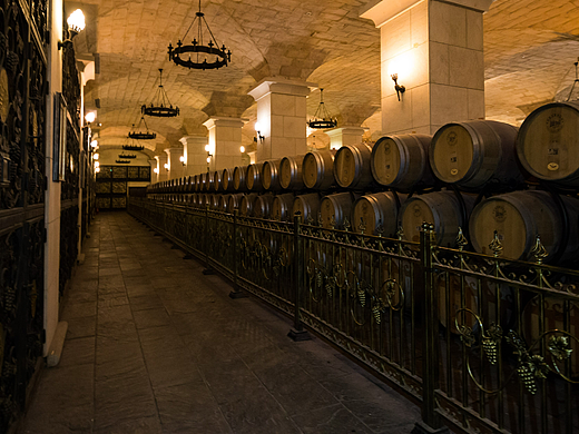 红酒海报（个人主页-ZNTk3MzI1MDQ=） - 海报 - 站酷设计师樢枫原创素材 - 站酷ZCOOL