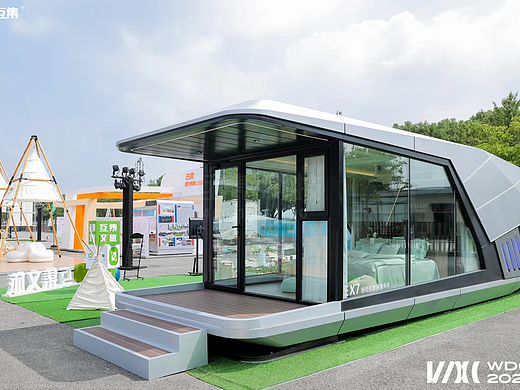 可移动太空舱民宿产品——能量舰 带来全新体验