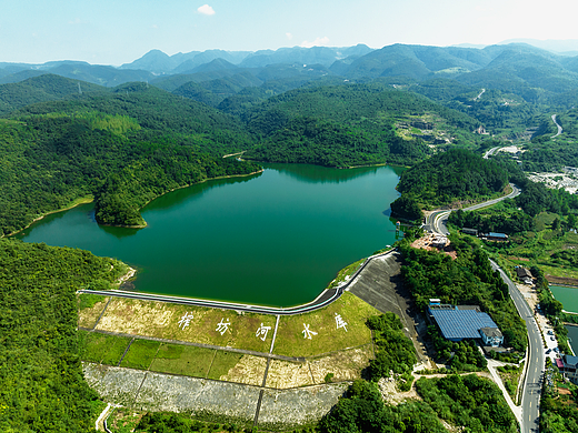 青山绿水：湖北宜昌榨坊河水库航拍