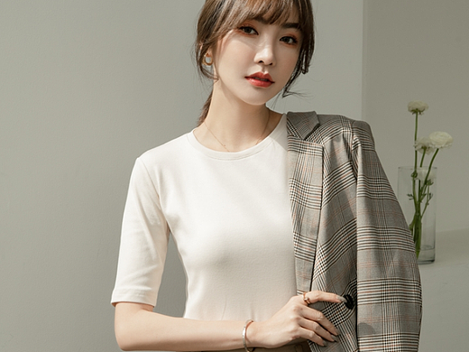 DiDi 短袖拍摄 T恤拍摄 纯色短T拍摄 夏装拍摄模特拍摄