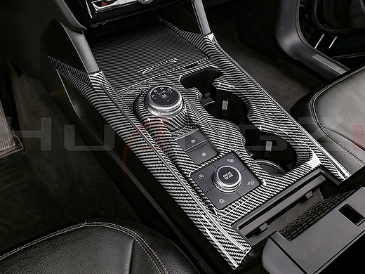碳纤纹内饰
