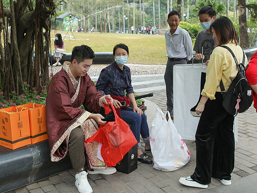 深圳福田区莲花山 随拍  秦老伯 拍摄花絮