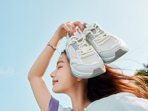 ANTA 2024Q2 shoes