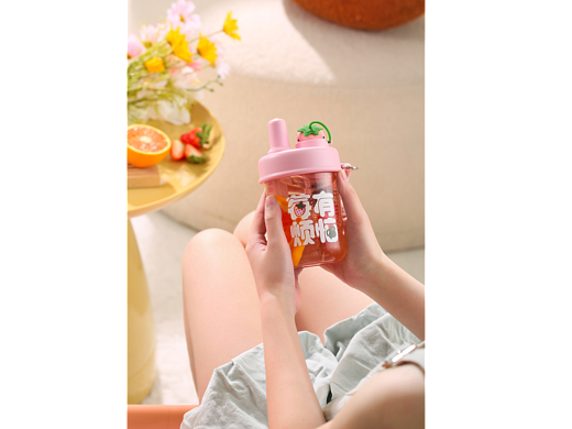 多彩少女隨行水果杯（個(gè)人主頁(yè)-ZNjQ0NzA1ODA=） - 產(chǎn)品攝影 - 站酷設(shè)計(jì)師Daydreamers原創(chuàng)素材 - 站酷ZCOOL