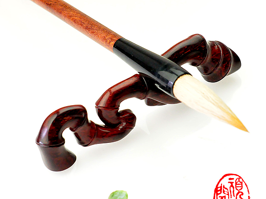 顽木作品《紫檀竹节笔架》