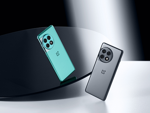 分别来源于暗夜和极光的两个颜色，回归自然更显简约