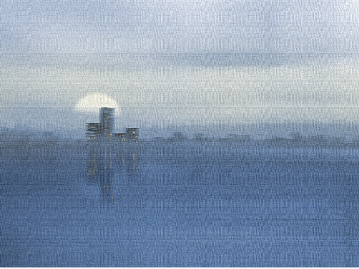 城市清晨的江面