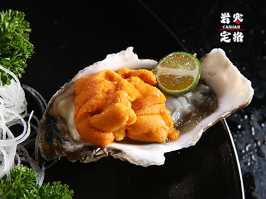 生蚝 刺身搭配鱼子酱 海胆肉