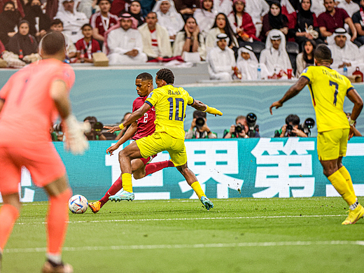 2022年卡塔尔世界杯开战，来欣赏绿茵场中的矫健身姿