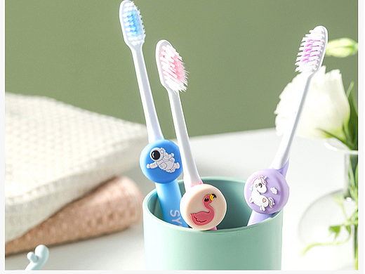 牙刷（个人主页-ZNjA5MzAzMzY=） - 电商 - 站酷设计师淘大电商设计原创素材 - 站酷ZCOOL