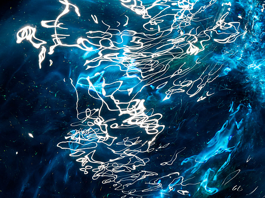 绽影像之《潦草海洋》