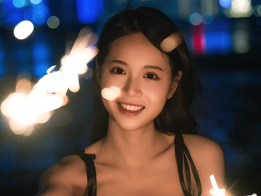 人像约拍|烟花棒夜景