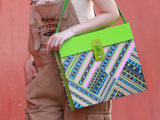 跨包式礼盒|潮炫出街，背出中秋新花样