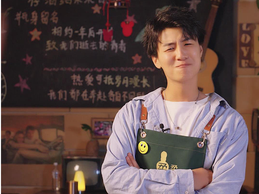 白酒柔和柔道馆 - 美女落泪慌了神，小柔喜提新工作