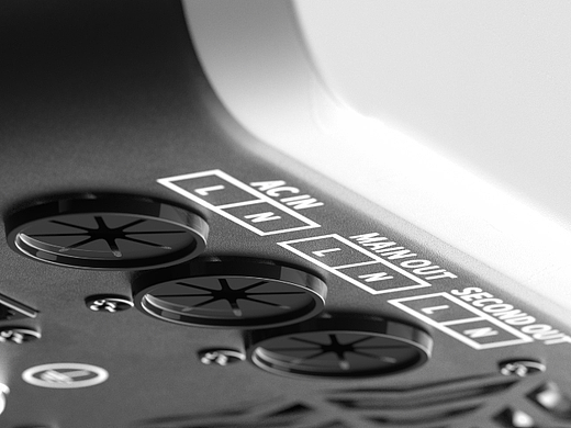 C4D 三维建模渲染 新能源　逆变器